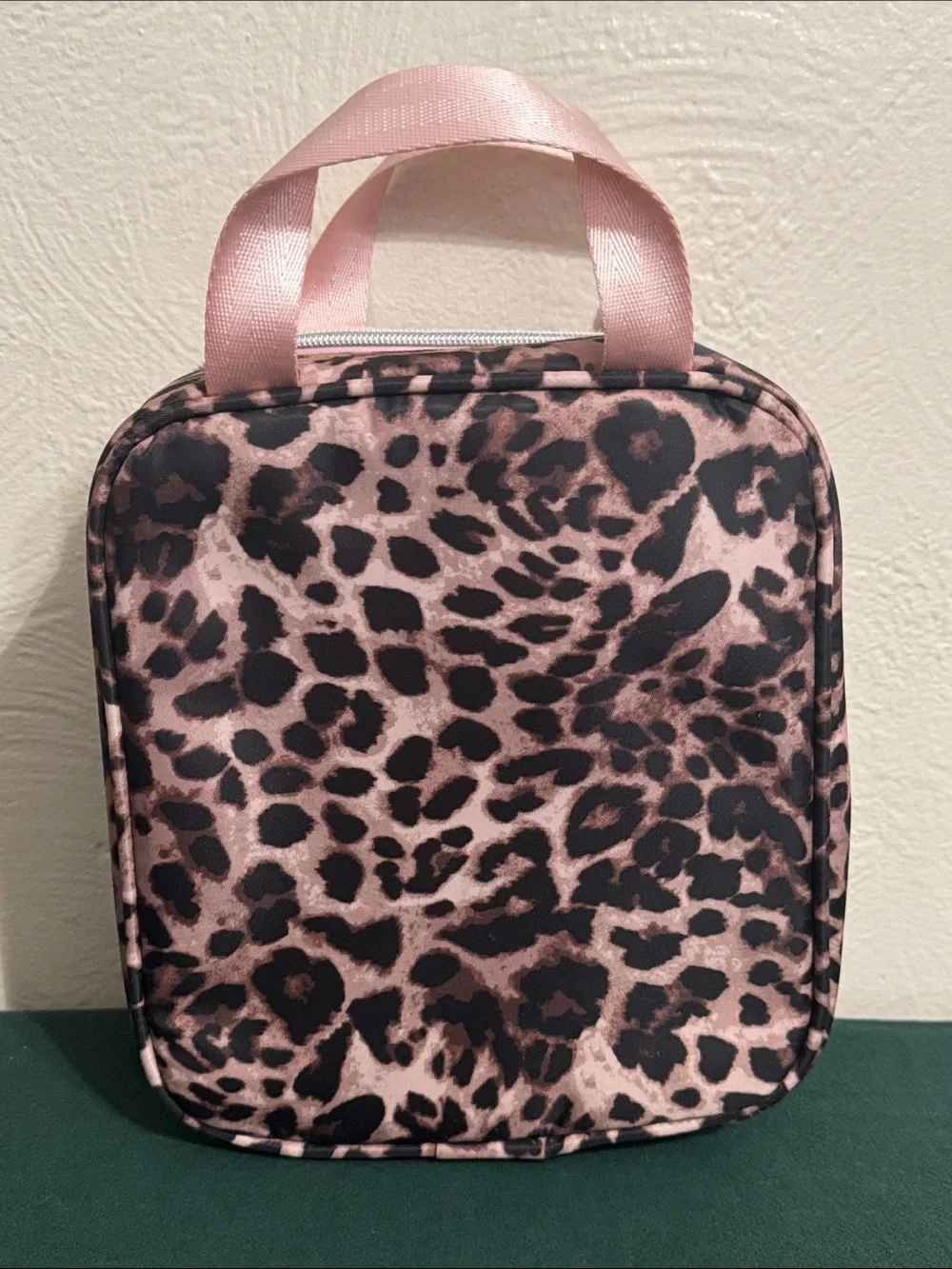 Hurley Pink Sequin Leopard Lunch Bag